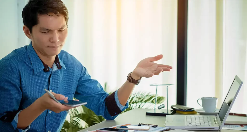 Person is struggling over payments delays in construction business.